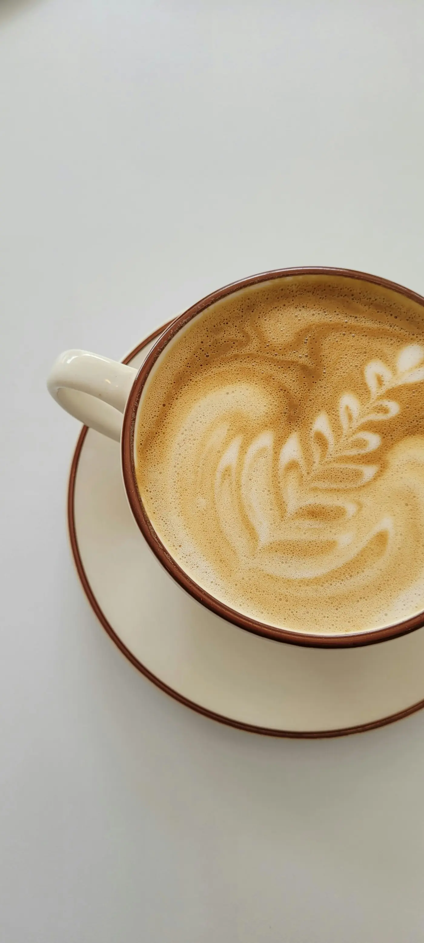 10 Retete de Cafea pentru Iarna: Bauturi Calde si Reconfortante